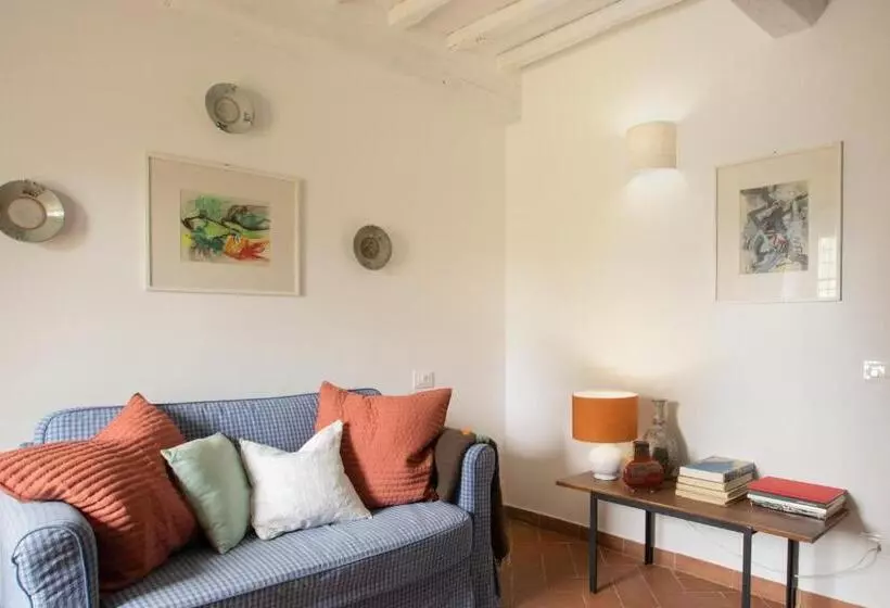 Hotelli La Fattoria Del Rio Di Sopra   Agriturismo Baldeschi