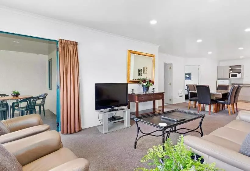 Motelli Belmont Motor Lodge