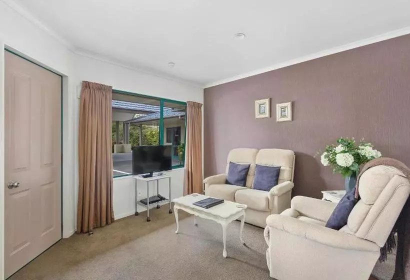 Motelli Belmont Motor Lodge