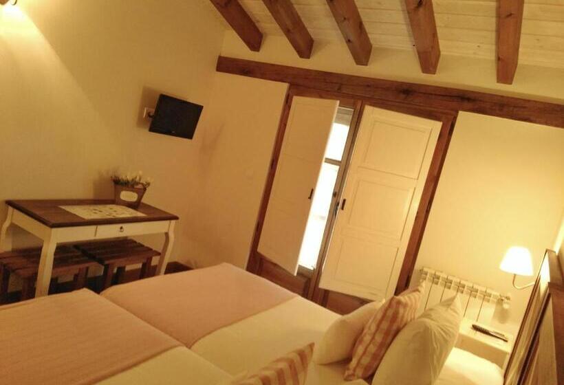 بنسيون Casa Fidela