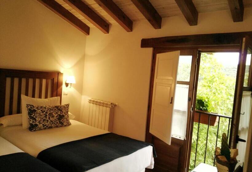 بنسيون Casa Fidela