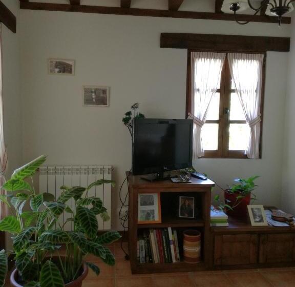 بنسيون Casa Fidela