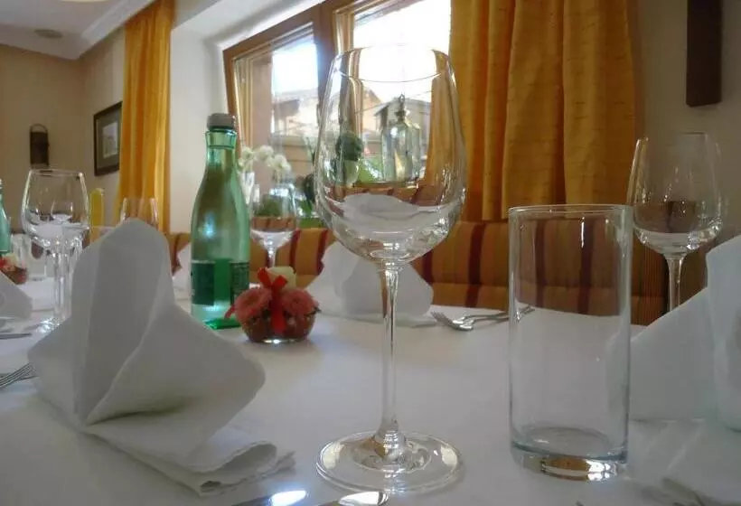 ペンション Gasthof Neumeister