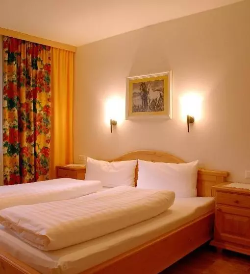 ペンション Gasthof Neumeister