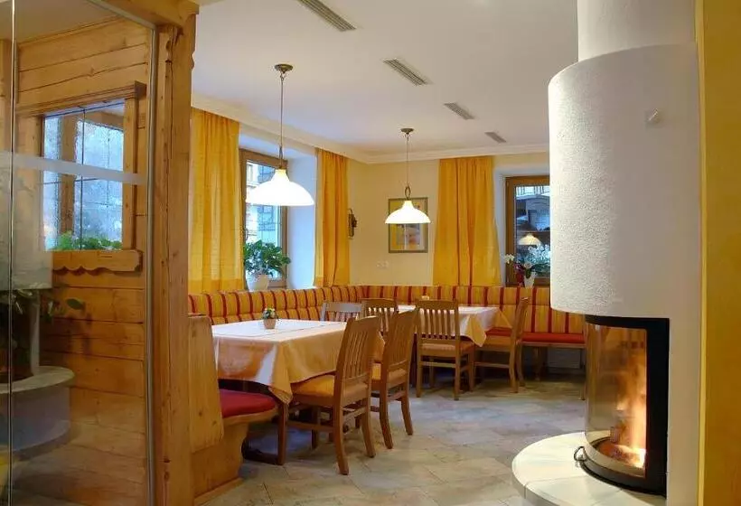 ペンション Gasthof Neumeister