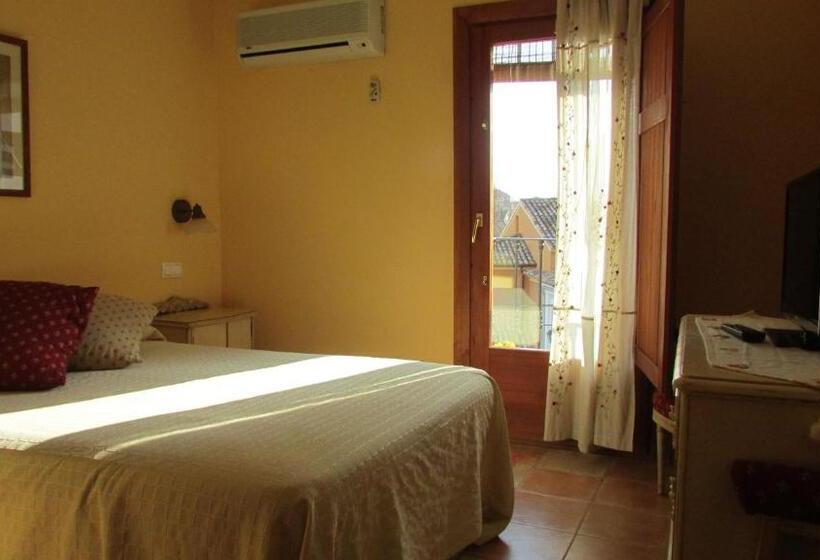 پانسیون Hostal De La Luz