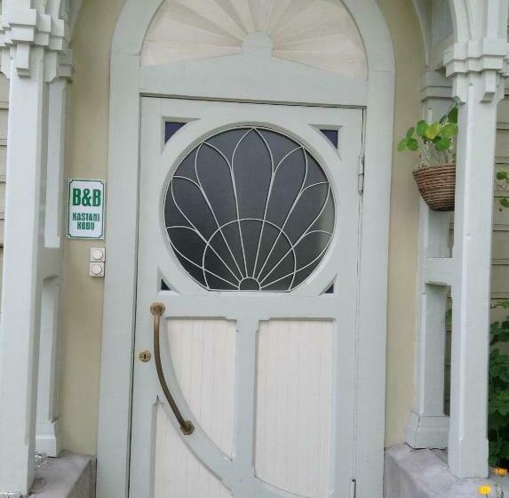 پانسیون Kastani Home Accommodation