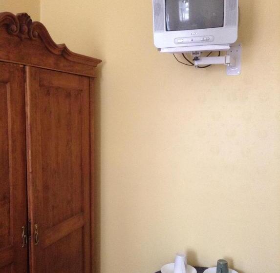 پانسیون Kastani Home Accommodation