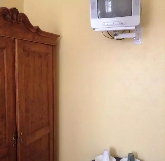 پانسیون Kastani Home Accommodation