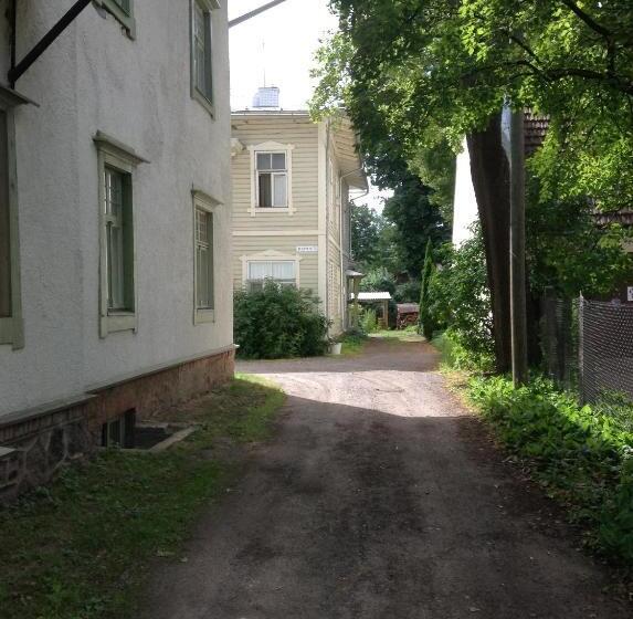 پانسیون Kastani Home Accommodation