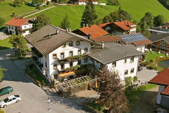 پانسیون Landgasthof Pfarrwirt