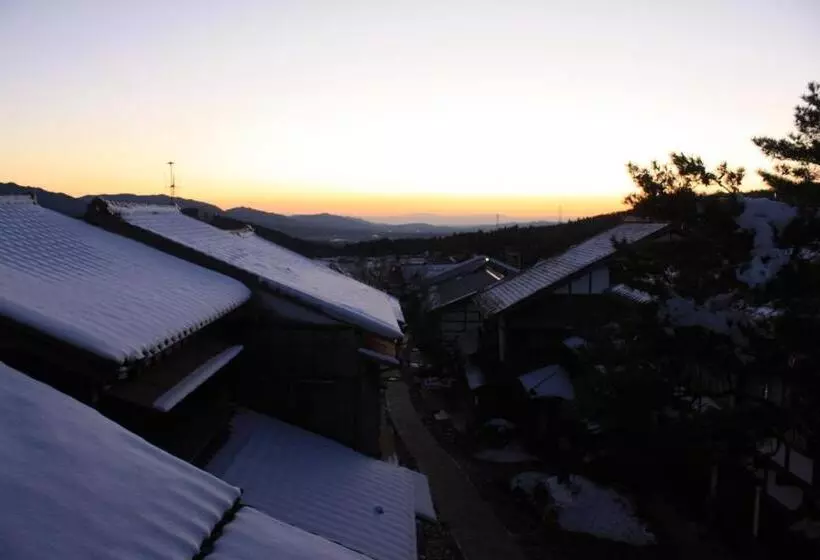 پانسیون Magome Chaya
