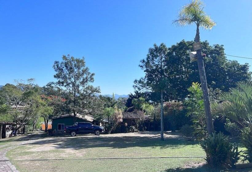 פנסיון Pousada Meia Lua