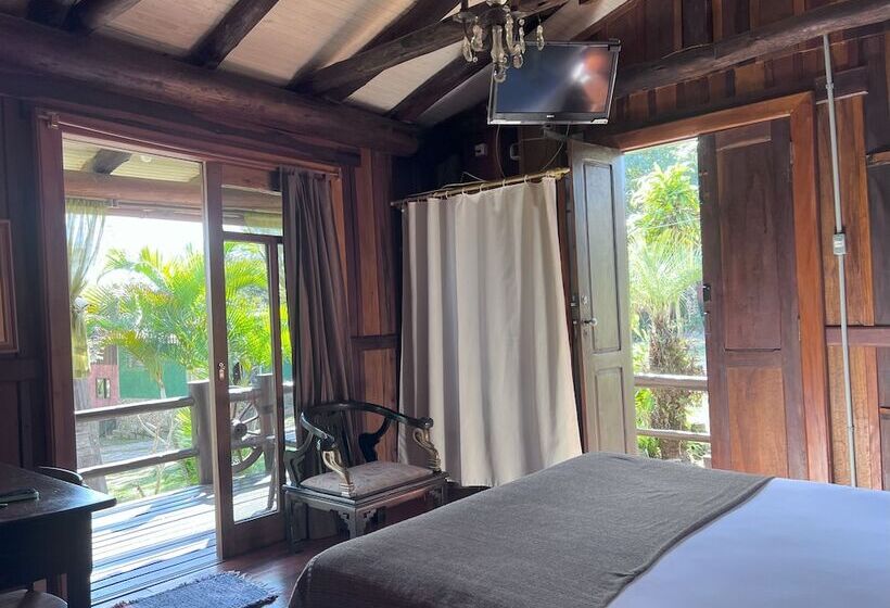 פנסיון Pousada Meia Lua