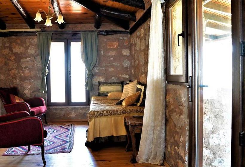 פנסיון Yediburunlar Lighthouse