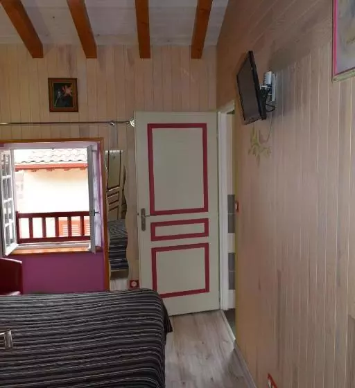 ユースホステル Gîte D étape Azkorria