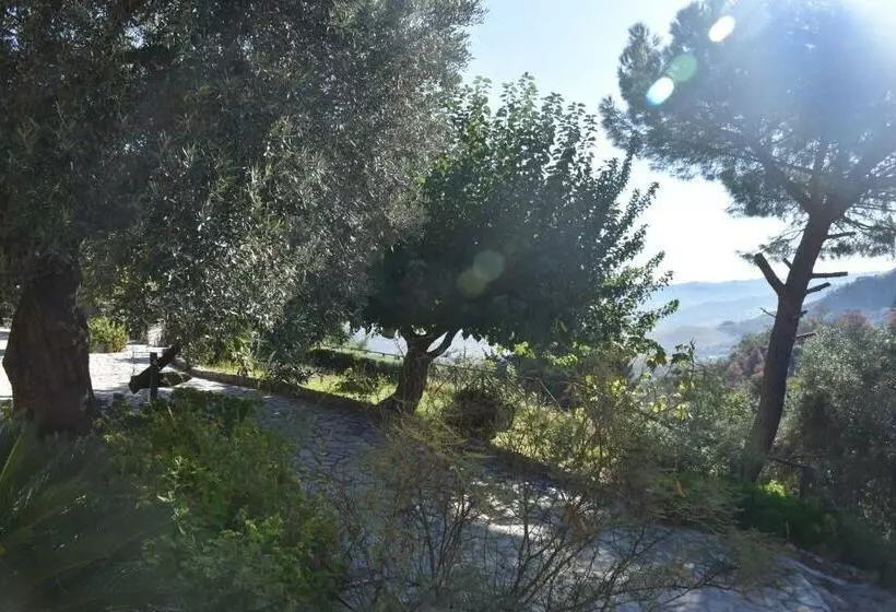 هتل Azienda Agrituristica Biologica Il Querceto