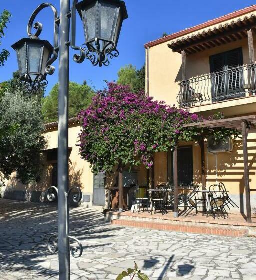 ホテル Azienda Agrituristica Biologica Il Querceto