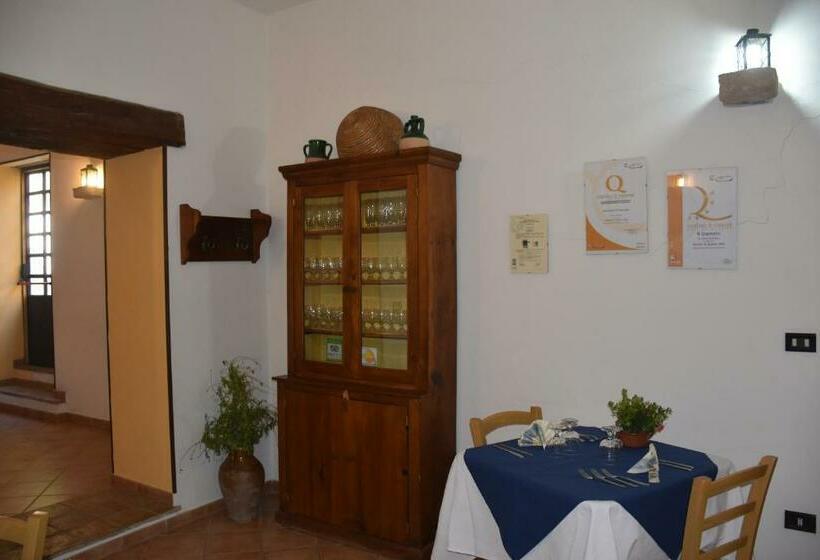 ホテル Azienda Agrituristica Biologica Il Querceto