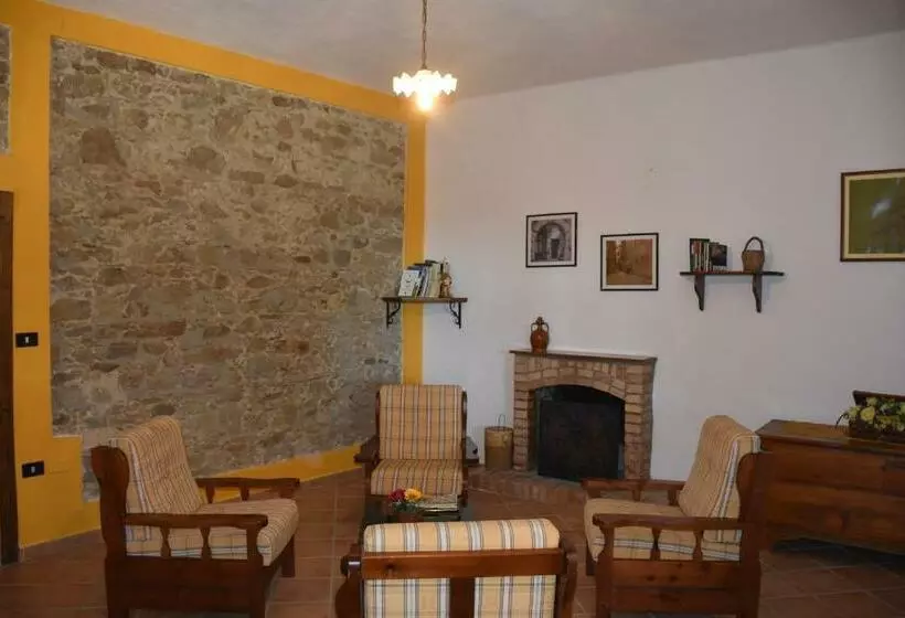 هتل Azienda Agrituristica Biologica Il Querceto