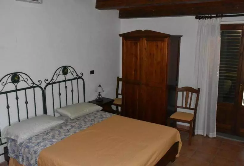 هتل Azienda Agrituristica Biologica Il Querceto