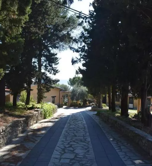 هتل Azienda Agrituristica Biologica Il Querceto