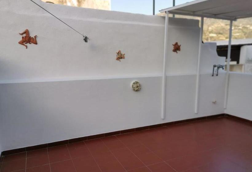 Lo Nardo Accommodation