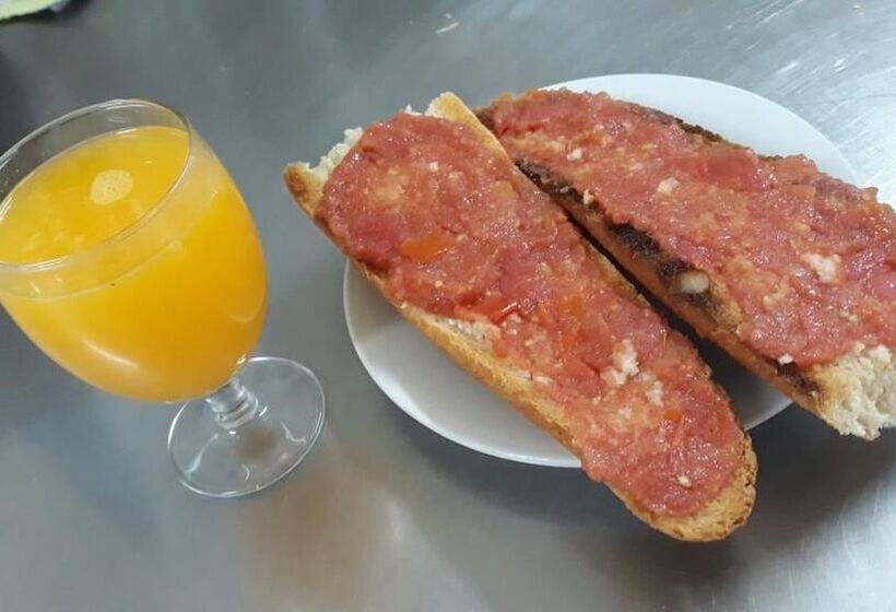 پانسیون Area De Servicio El Rebollar