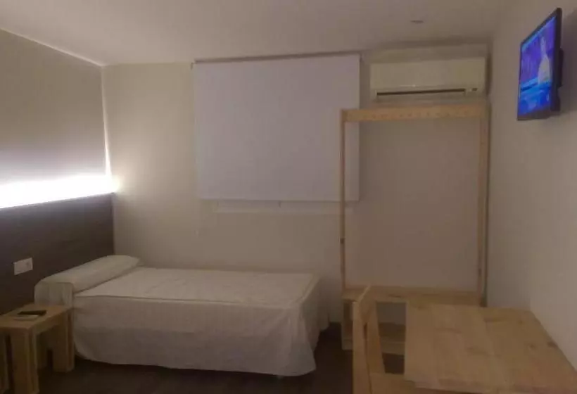 Majatalo El Raco De Navarrete