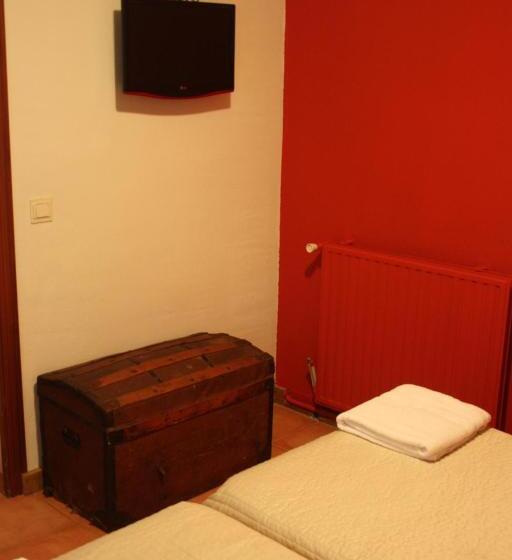 پانسیون Fonda Angeleta