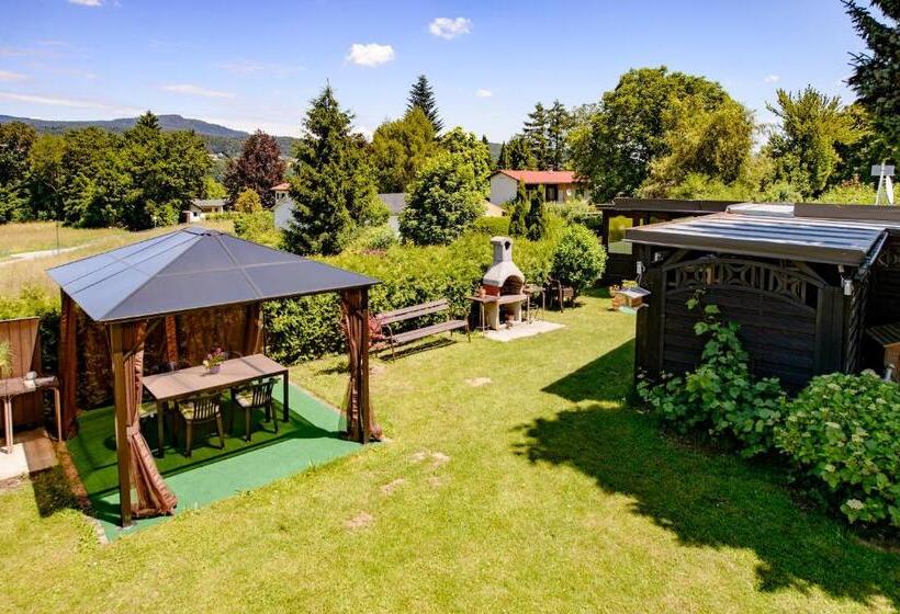 ペンション Haus Charlie