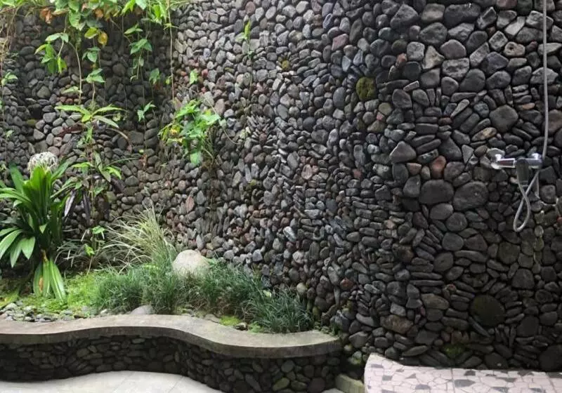 Majatalo Nirarta Center For Living Awareness