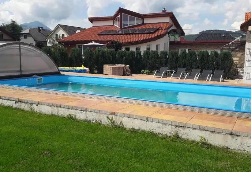 Majatalo Penzion Mirabel