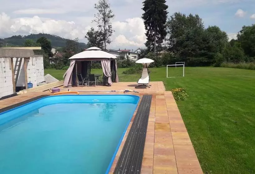 Majatalo Penzion Mirabel