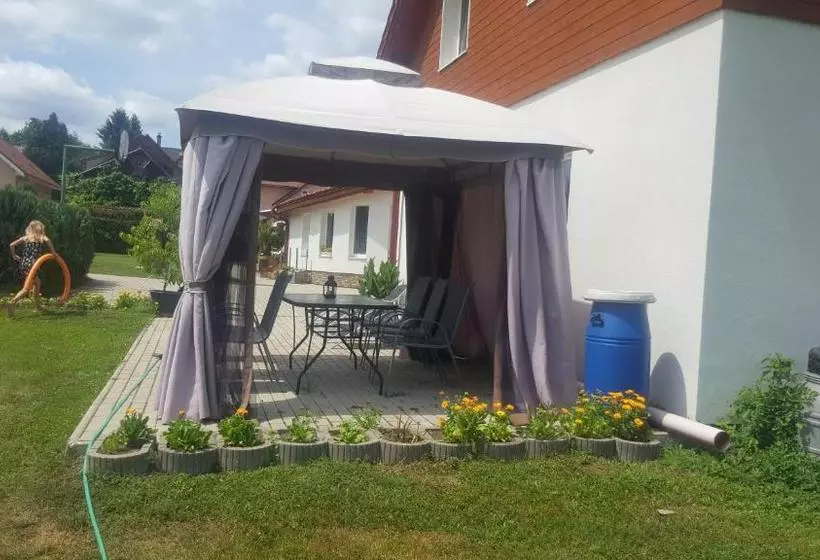 Majatalo Penzion Mirabel