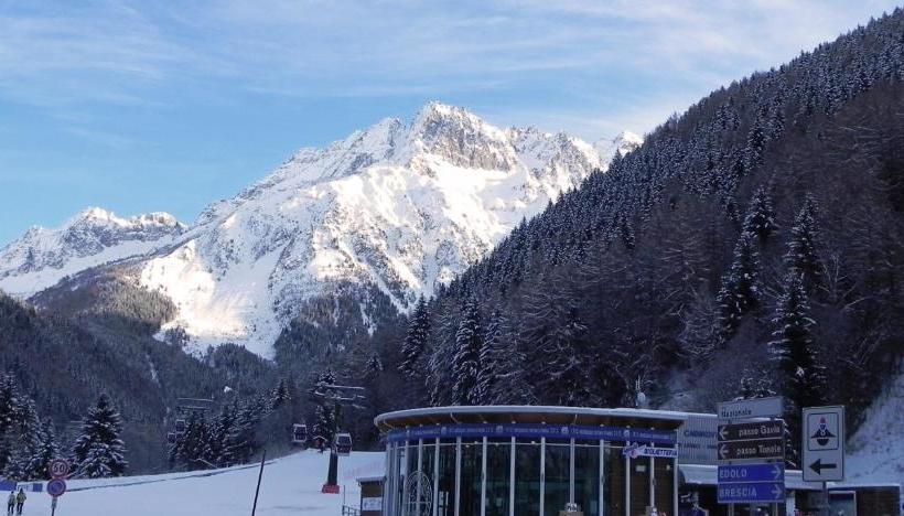 Residence Acero Rosso