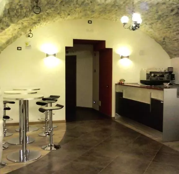 Residence Acero Rosso