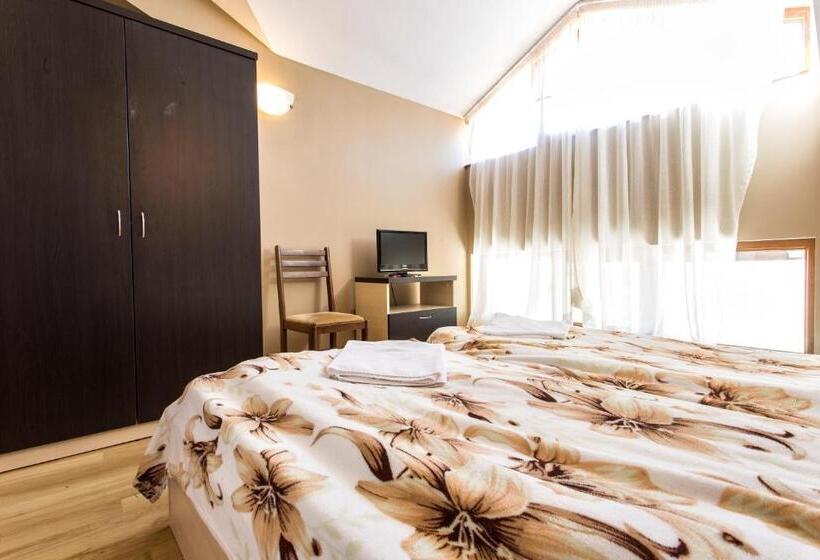 Top Lodge Apartments