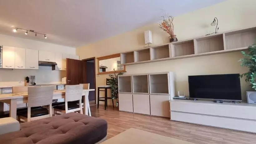 Top Lodge Apartments