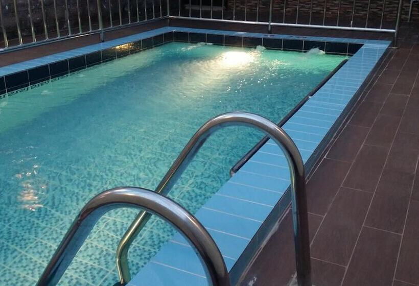 Dolphin Beach Resort