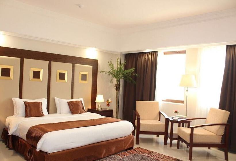 Dolphin Beach Resort