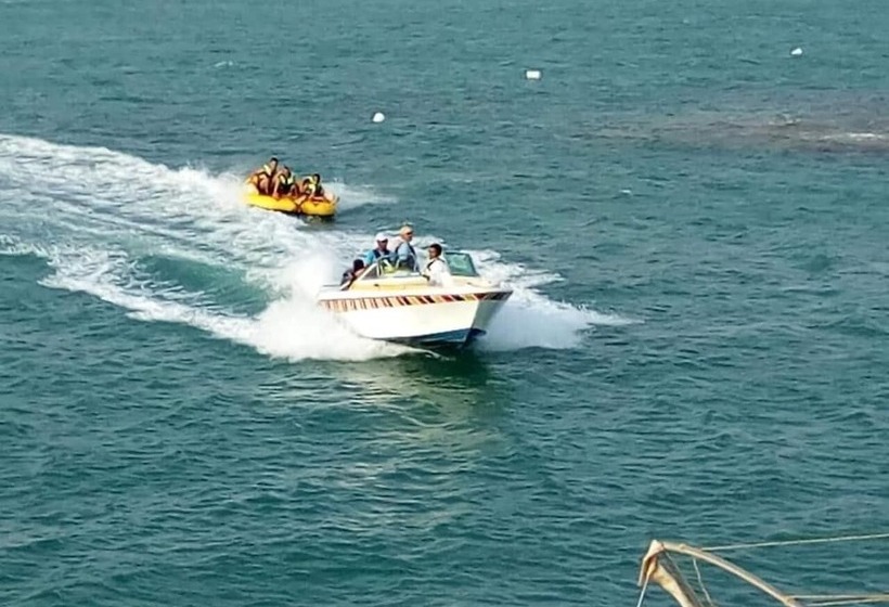 Dolphin Beach Resort