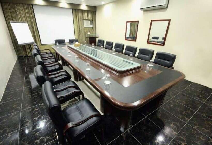 Dolphin Beach Resort