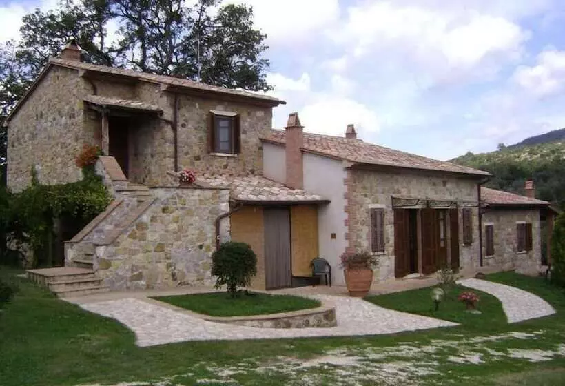 ホテル Agriturismo Casa Fibbianello