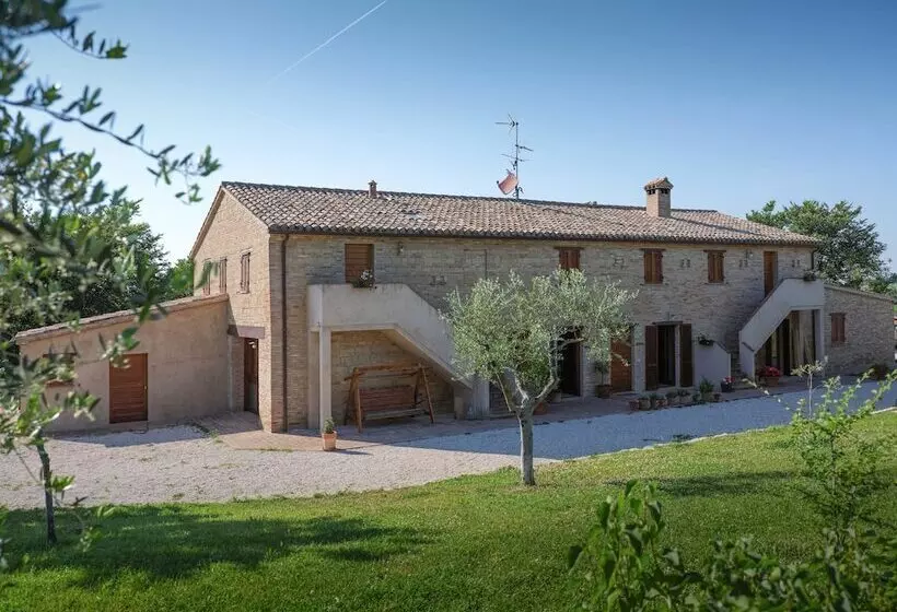 Hotelli Casale Talevi