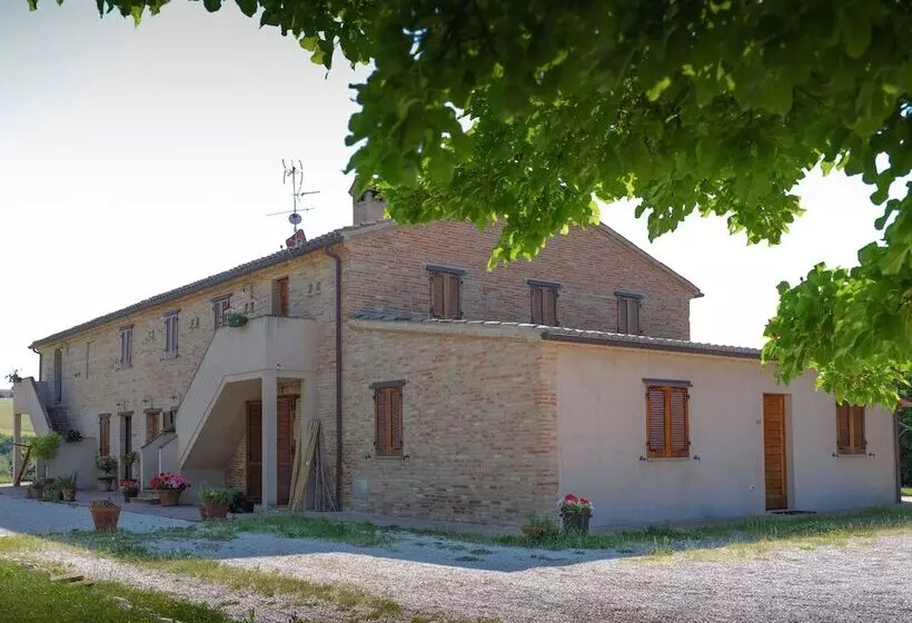 Hotelli Casale Talevi