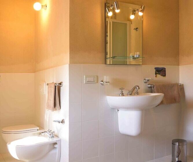 Отель Casale Talevi