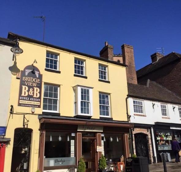 بنسيون Bridge View Guest House