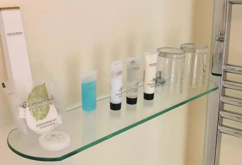 Majatalo Bridge View Guest House