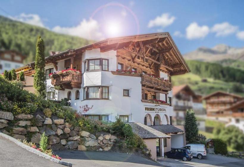 بنسيون Felsenstüberl